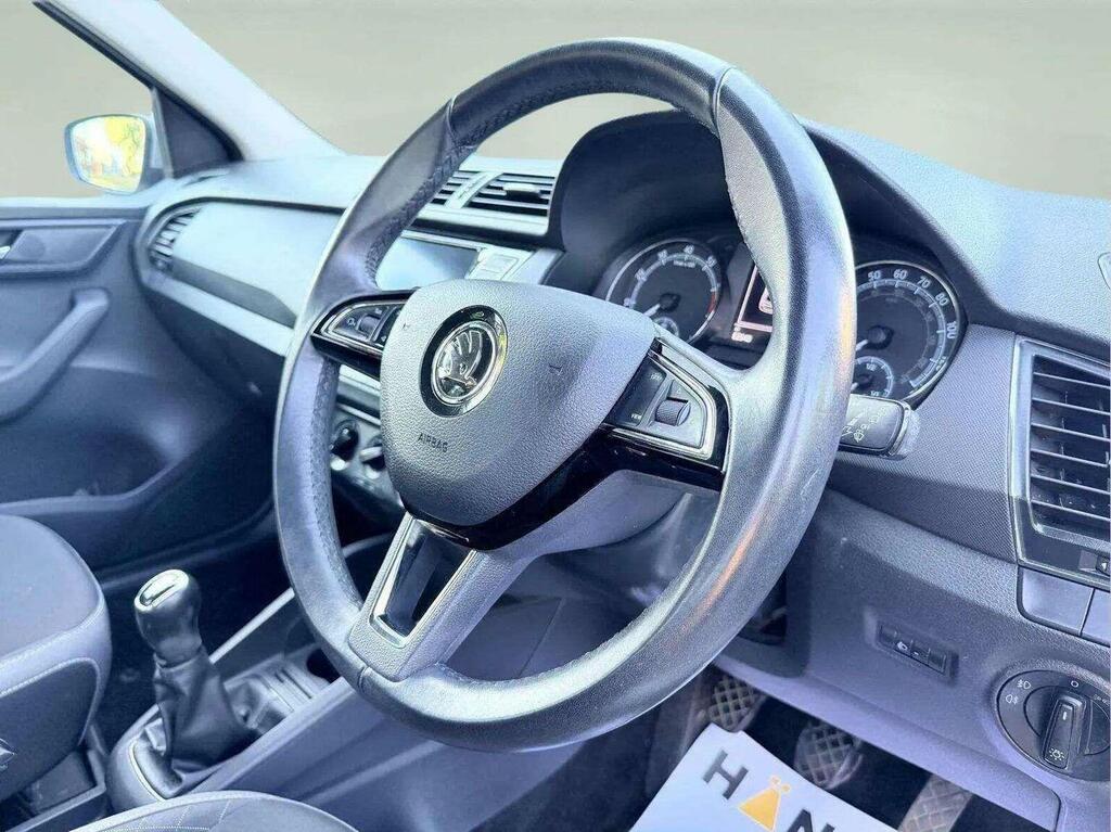 Skoda Fabia Hatchback  #8