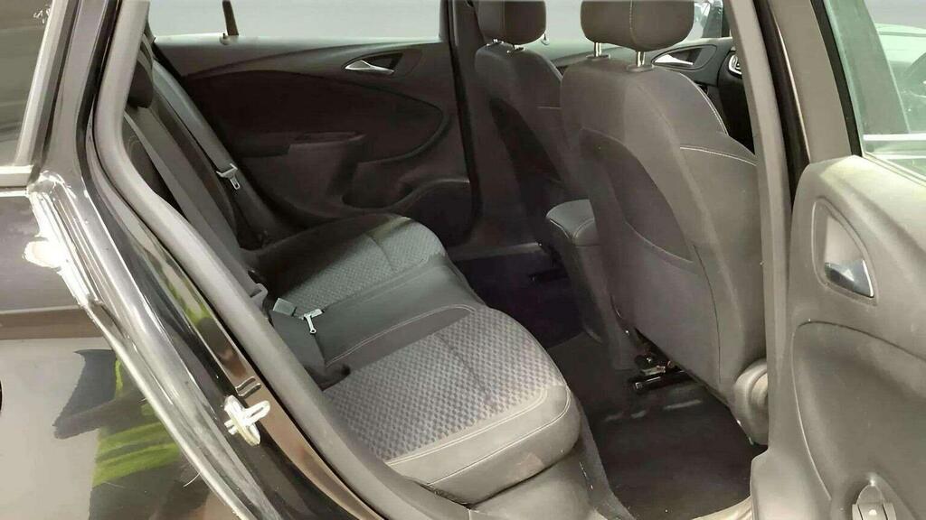 Vauxhall Astra Hatchback Black #8