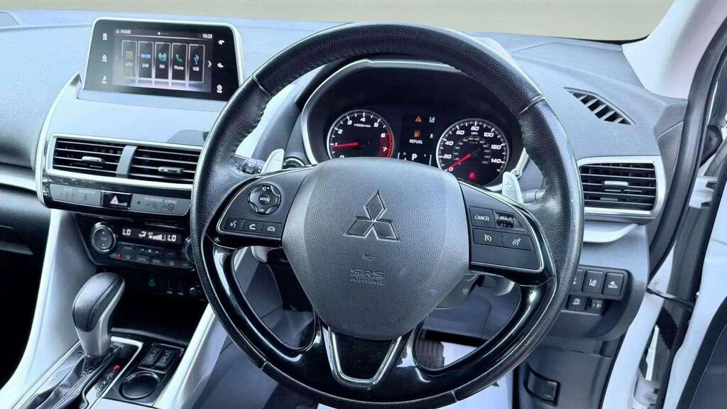 Mitsubishi Eclipse Cross 1.5 4 Cvt 4Wd White #10