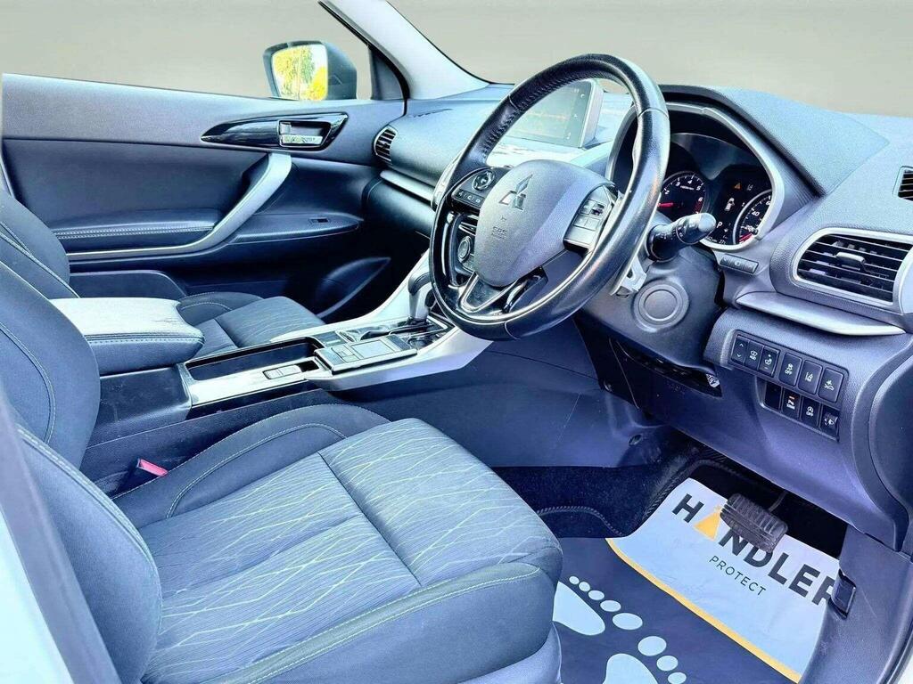 Mitsubishi Eclipse Cross 1.5 4 Cvt 4Wd White #7