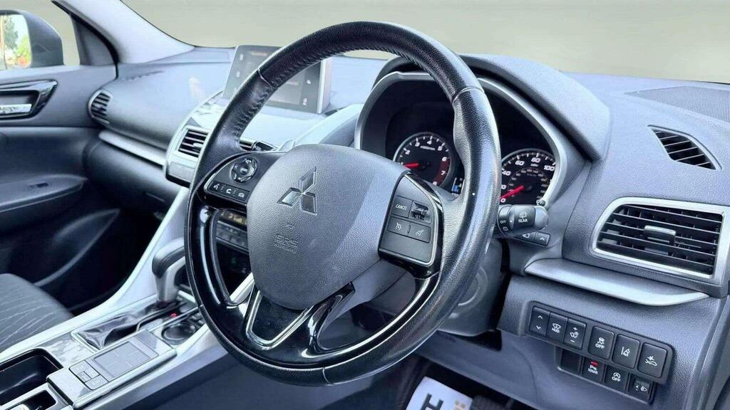 Mitsubishi Eclipse Cross 1.5 4 Cvt 4Wd White #15