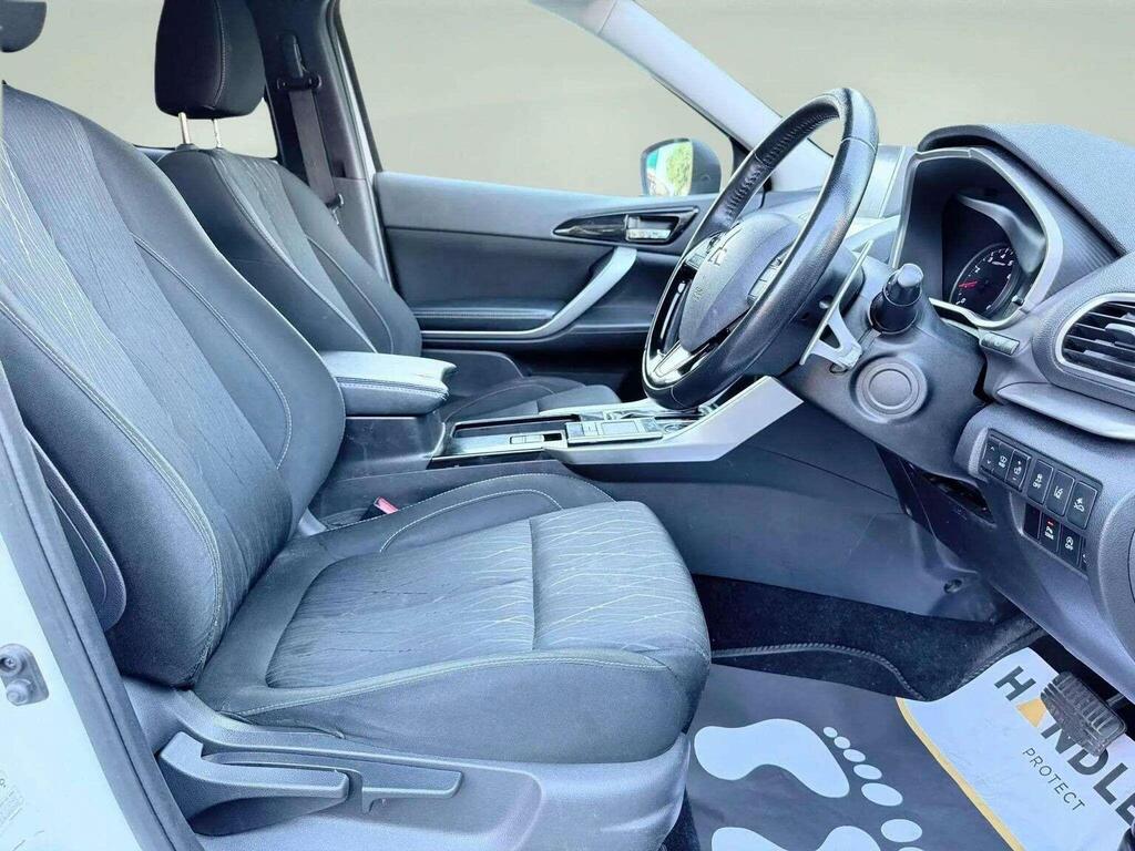 Mitsubishi Eclipse Cross 1.5 4 Cvt 4Wd White #9