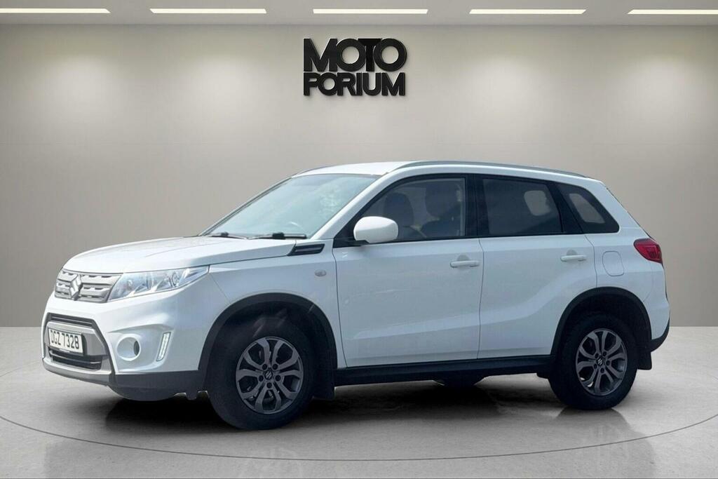 Suzuki Vitara Suv 1.6 Sz4 Euro 6 Ss 201666 DGZ7328 White #4