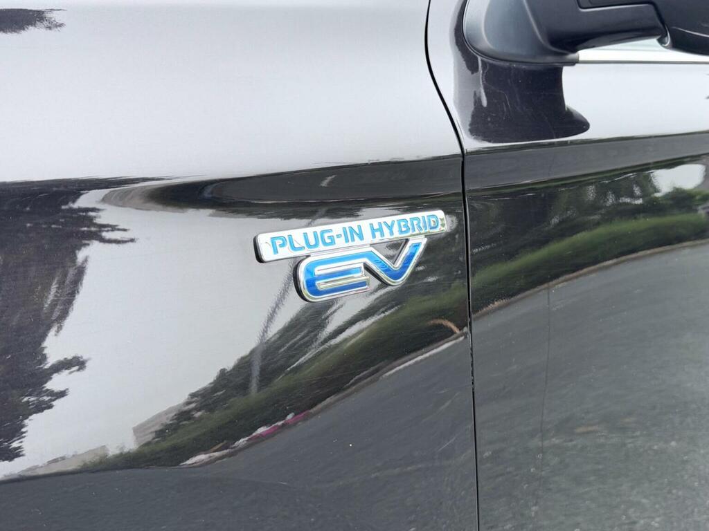 Mitsubishi Outlander 2.4 Phev Design White #47