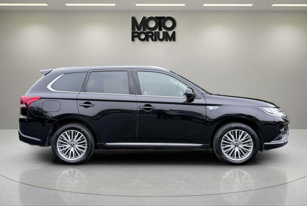 Mitsubishi Outlander 2.4 Phev Design White #13