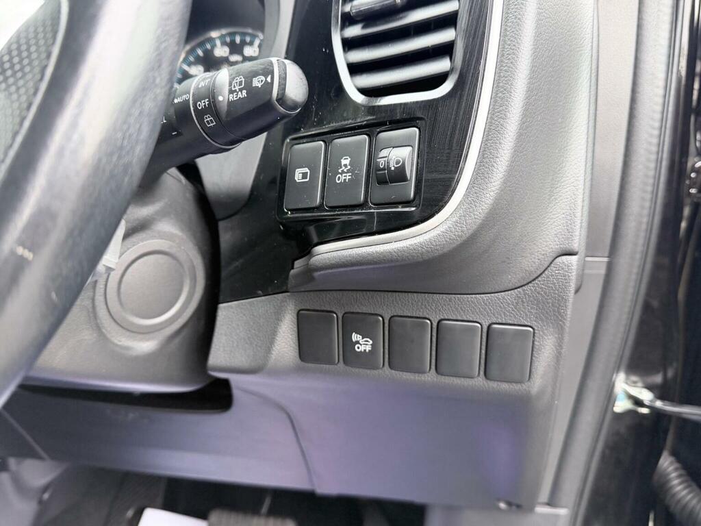 Mitsubishi Outlander 2.4 Phev Design White #29