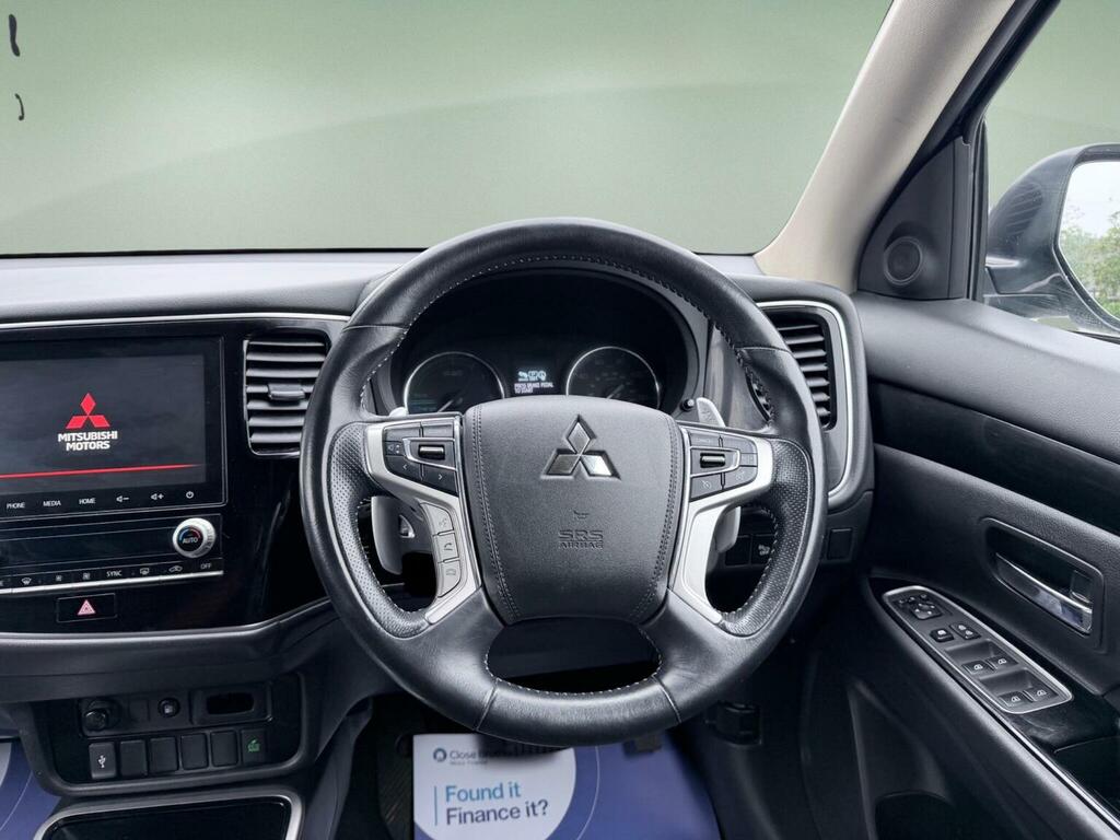 Mitsubishi Outlander 2.4 Phev Design White #42