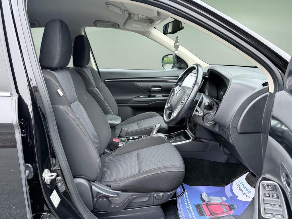 Mitsubishi Outlander 2.4 Phev Design White #23