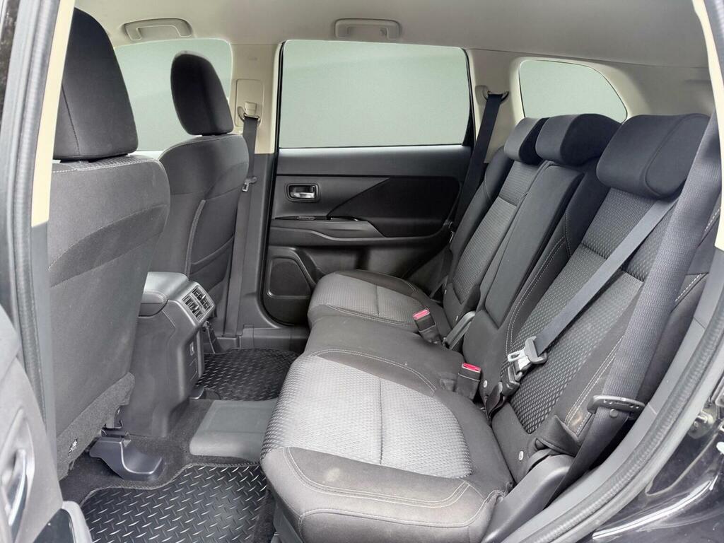 Mitsubishi Outlander 2.4 Phev Design White #26