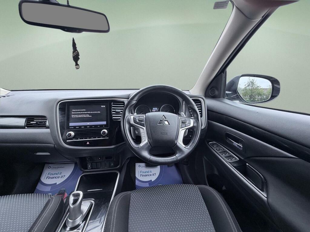 Mitsubishi Outlander 2.4 Phev Design White #20