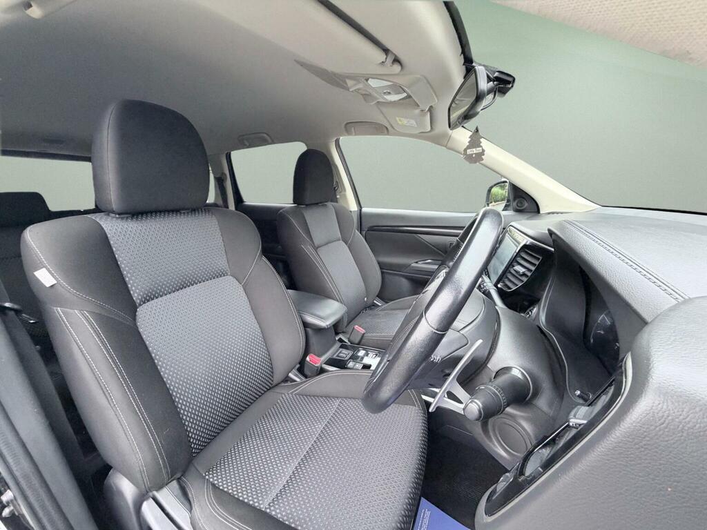 Mitsubishi Outlander 2.4 Phev Design White #22
