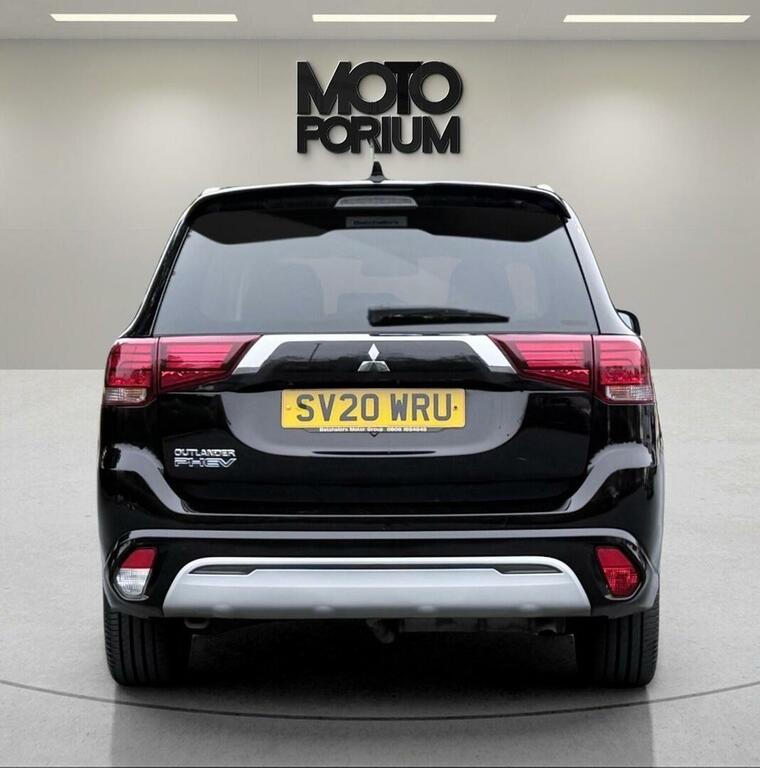 Mitsubishi Outlander 2.4 Phev Design White #12