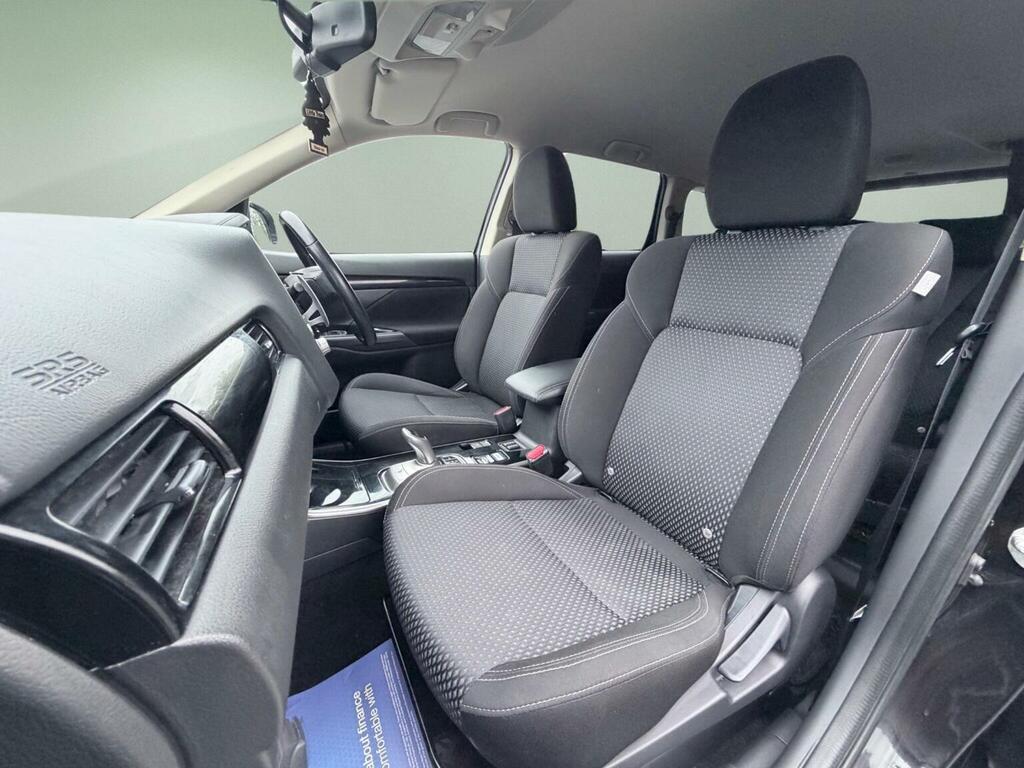 Mitsubishi Outlander 2.4 Phev Design White #38
