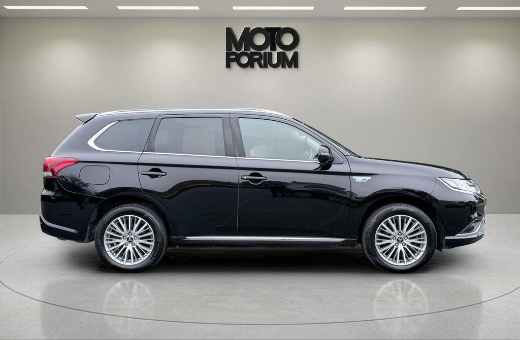 Mitsubishi Outlander 2.4 Phev Design White #14