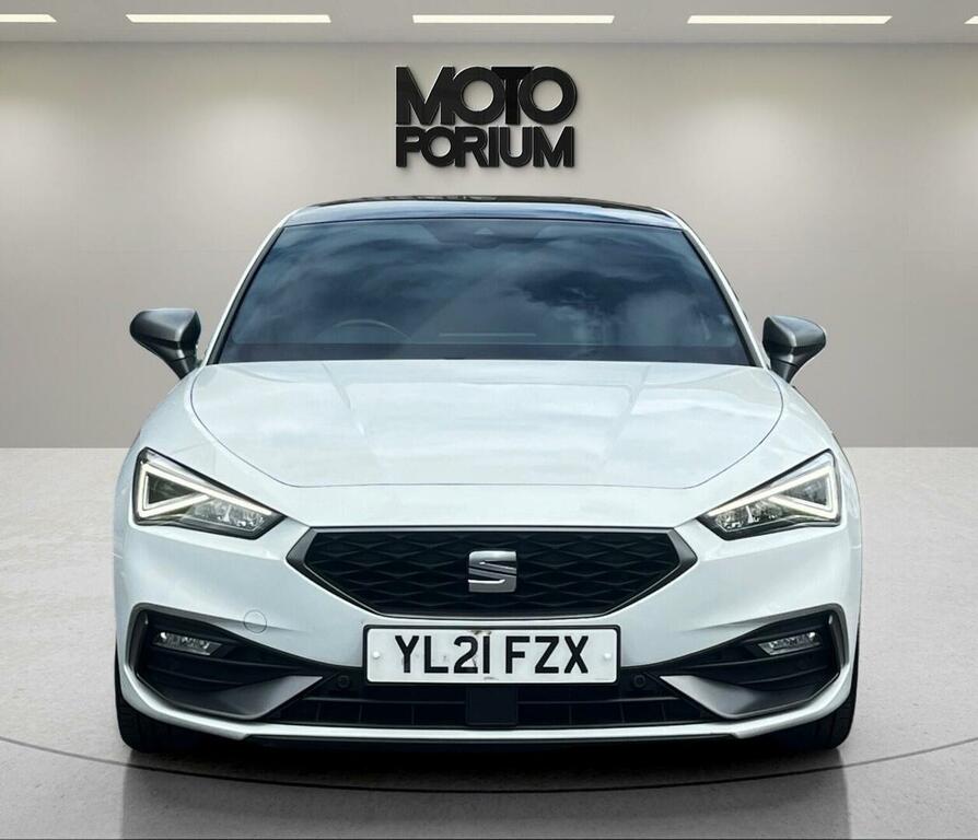 Seat Leon Hatchback 1.0 Etsi Mhev Fr Sport Dsg Euro 6 Ss White #4