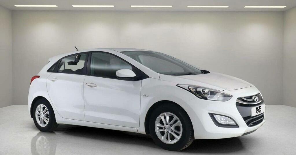 Hyundai I30 Hatchback 1.4 Active Euro 5 201464 EJ64POV White #5