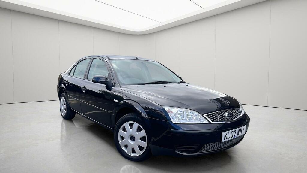 Ford Mondeo Hatchback 1.8 LX 200707 Black