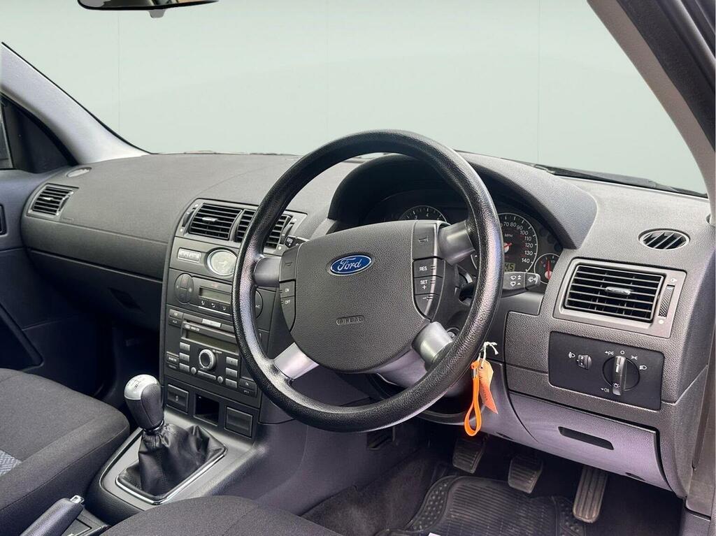 Ford Mondeo 1.8 Edge 16V 124 Bhp Silver #7