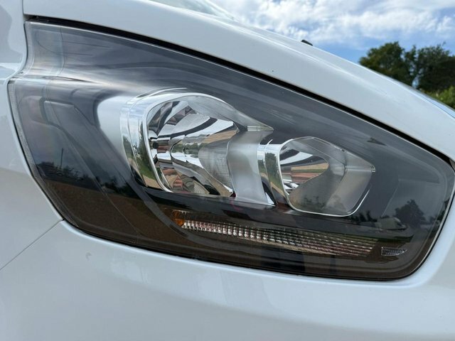 Ford Transit Custom Manual WP68VUL White #4