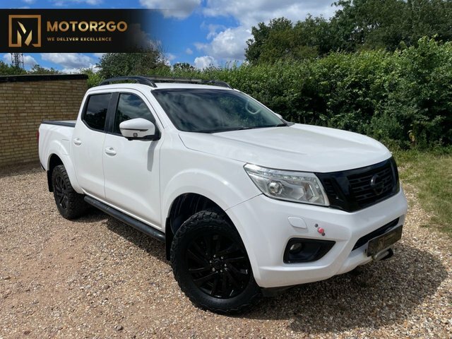 Nissan Navara Automatic White
