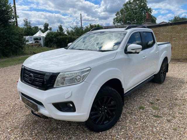 Nissan Navara Automatic AE17MKZ White #3