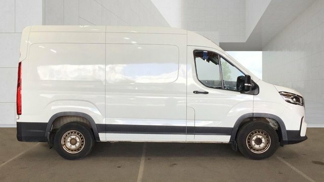 Maxus Deliver 9 Manual White #5