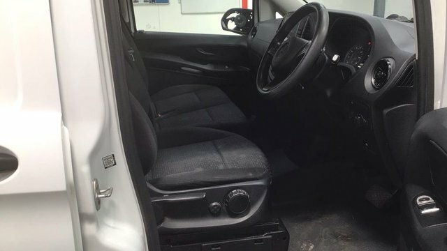 Mercedes-Benz Vito Automatic White #11