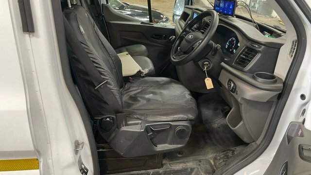 Ford Transit Custom Manual White #4