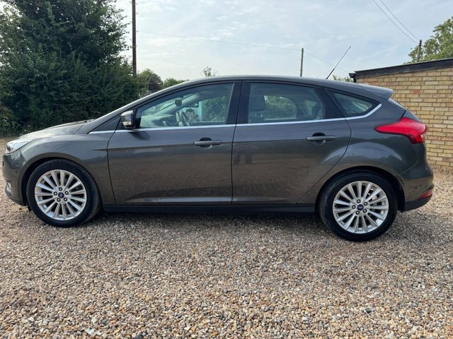 Ford Focus 1.6 Tdci 115 Titanium X Navigator Zero Depos Black #7