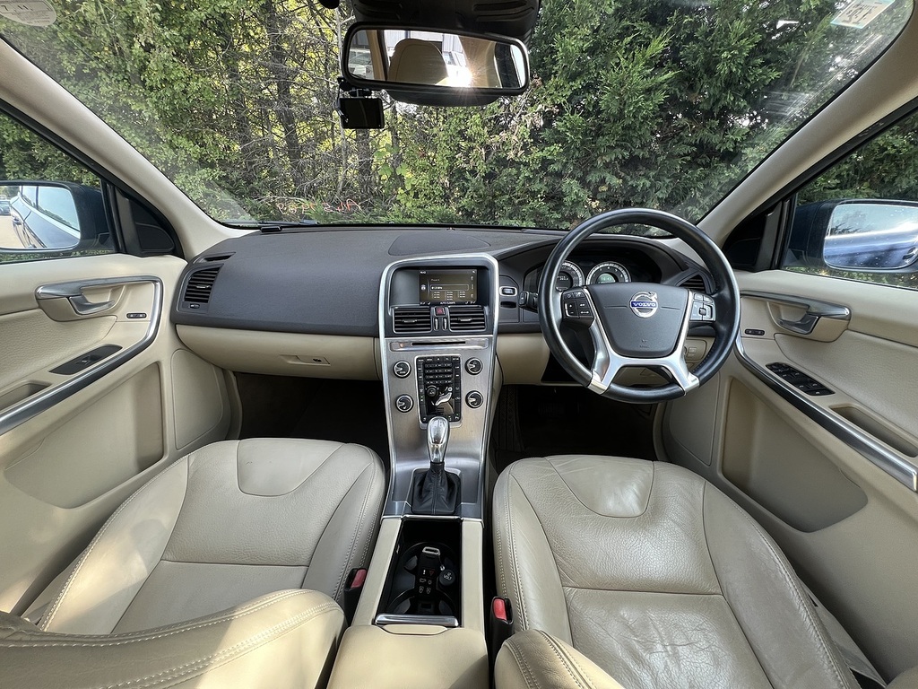 Volvo XC60 T5 Se Lux Blue #2
