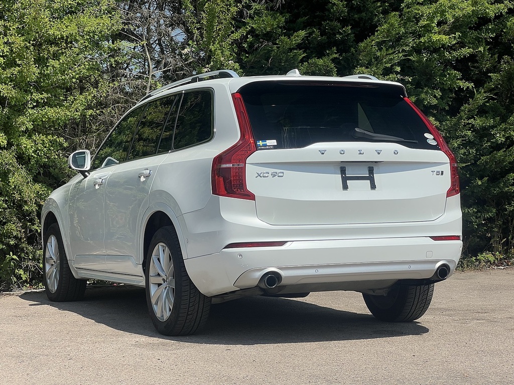 Volvo XC90 T5 Momentum Pro Awd White #6