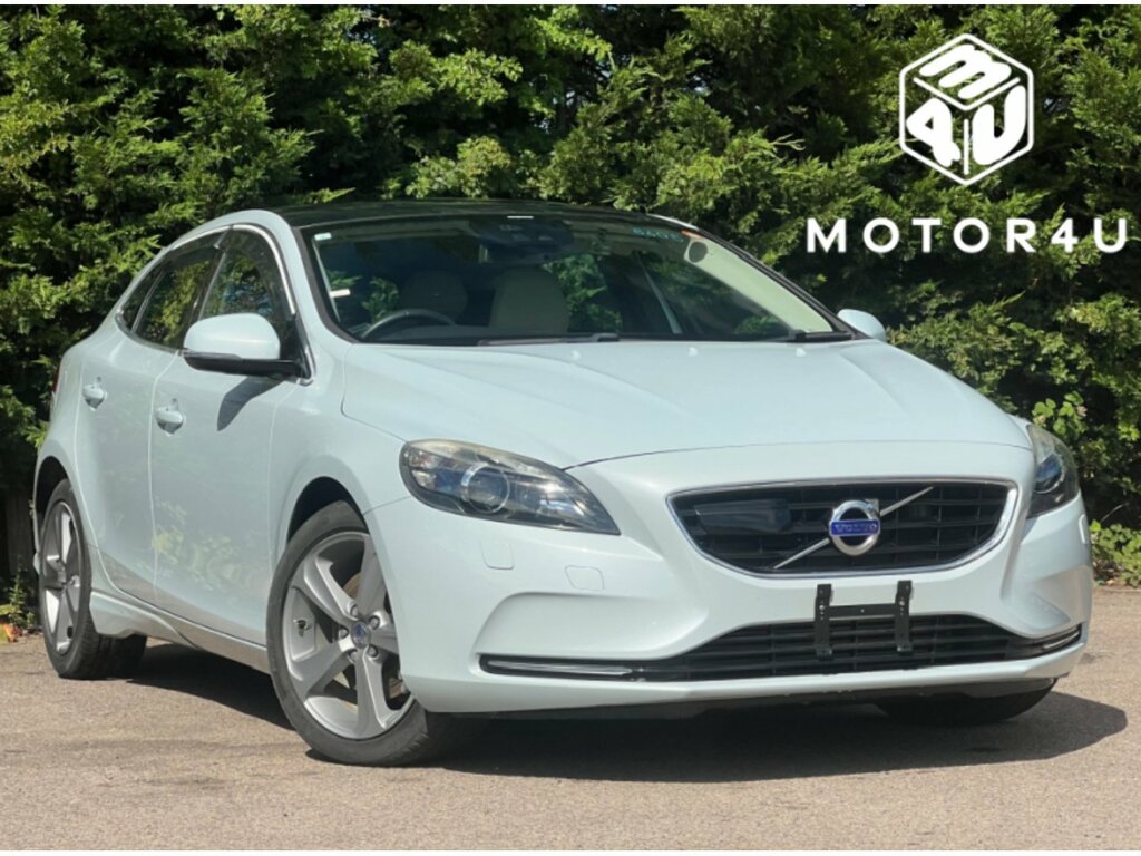 Volvo V40 T4 Se Lux Nav White