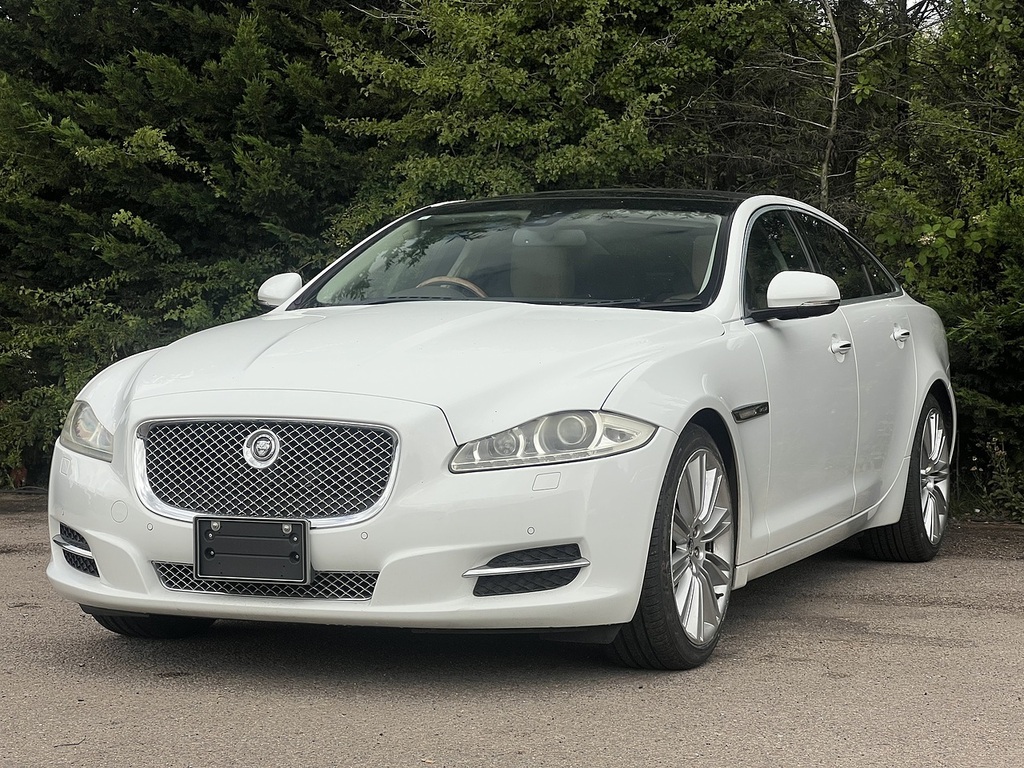 Jaguar XJ V8 Premium Luxury #3