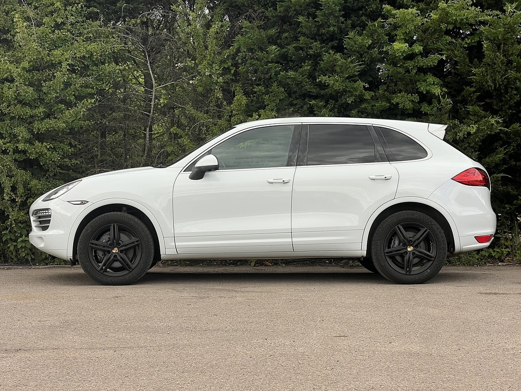 Porsche Cayenne V6 Platinum Edition White #5