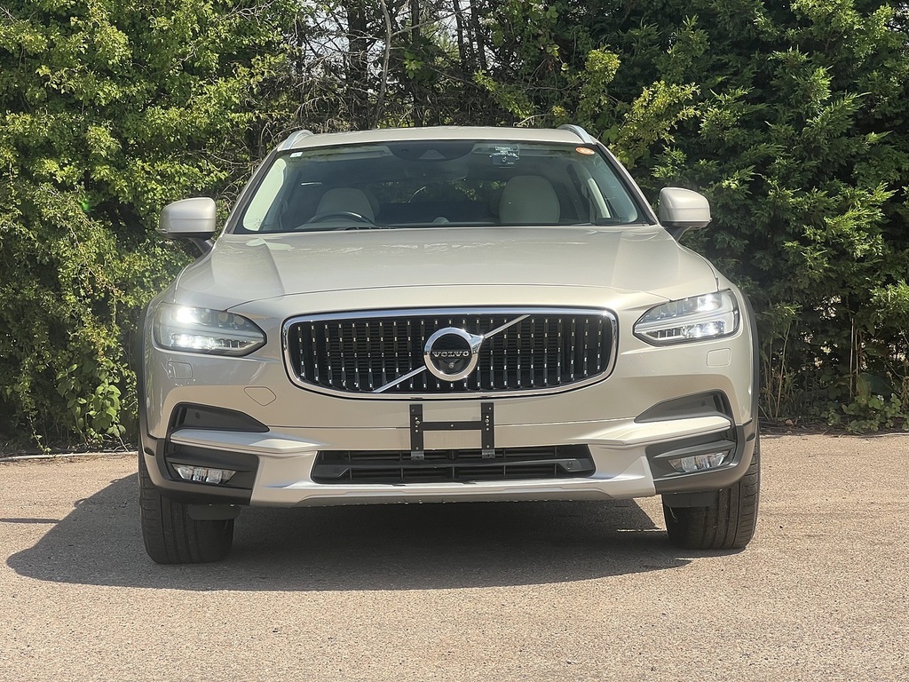 Volvo V90 Cross Country T5 Cross Country Awd Beige #4
