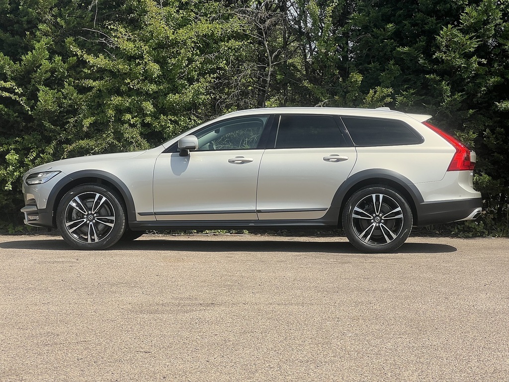 Volvo V90 Cross Country T5 Cross Country Awd Beige #5
