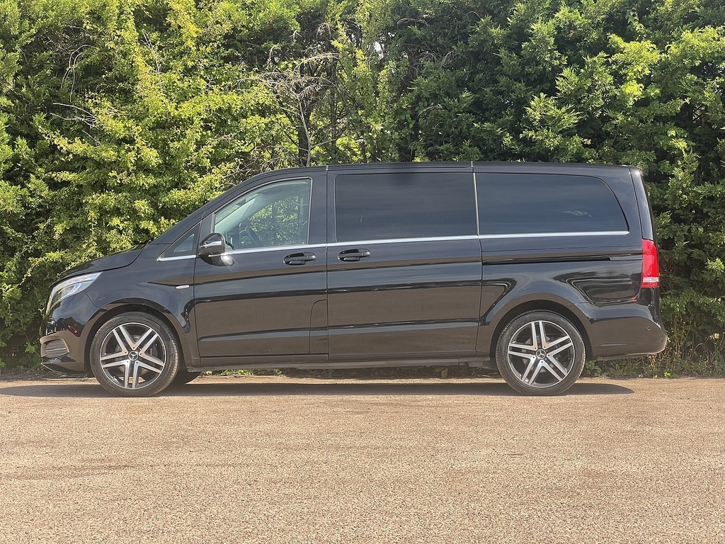 Mercedes-Benz V Class V 220D Avantgarde Long Black #5
