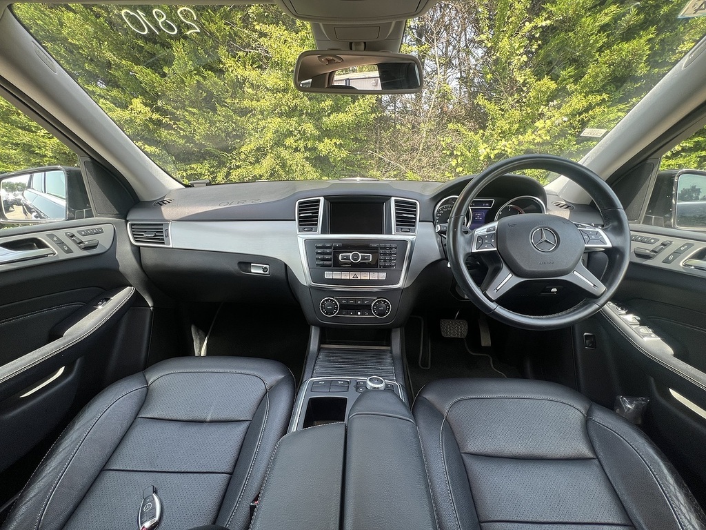 Mercedes-Benz M Class Ml350 Bluetec Amg Line Premium Black #2