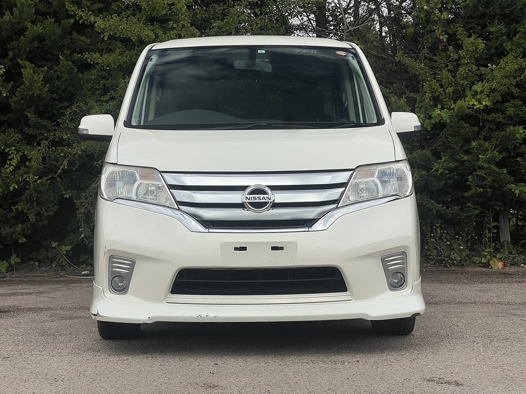 Nissan Serena Highway Star G S-hybrid Advanced Safety Package White #4