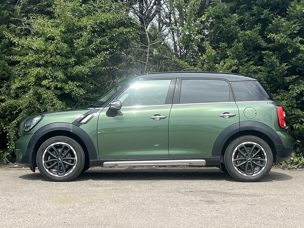 Mini Countryman Cooper D Green #5