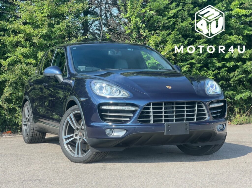 Porsche Cayenne Turbo Blue
