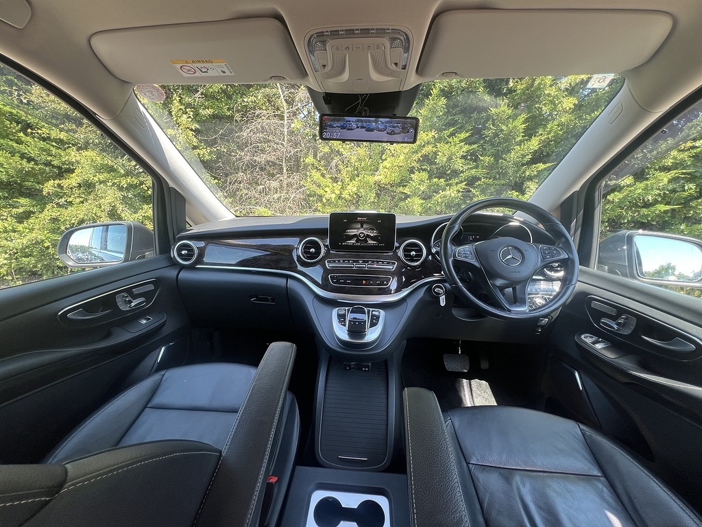 Mercedes-Benz V Class V220 D Avantgarde Long   #2
