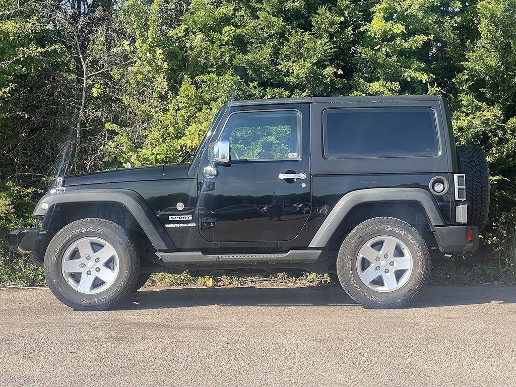 Jeep Wrangler Sport Black #4