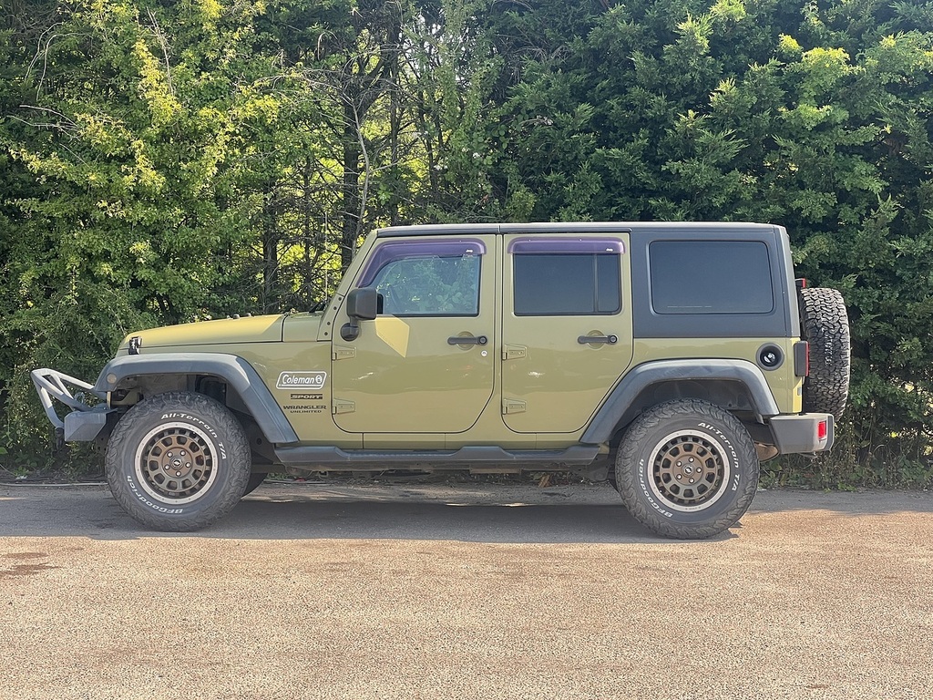 Jeep Wrangler Sport  #4