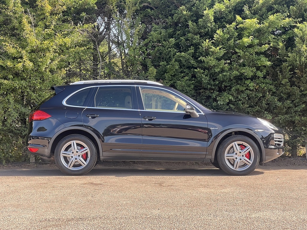 Porsche Cayenne S E-hybrid Tiptronic Black #6