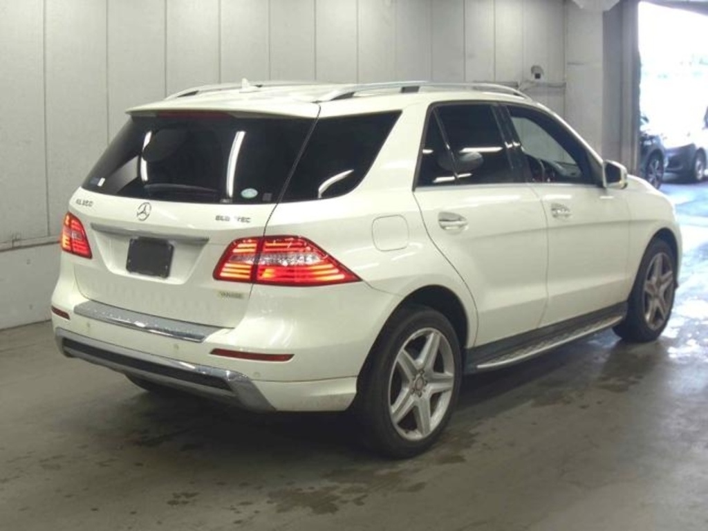 Mercedes-Benz M Class Ml350  #2
