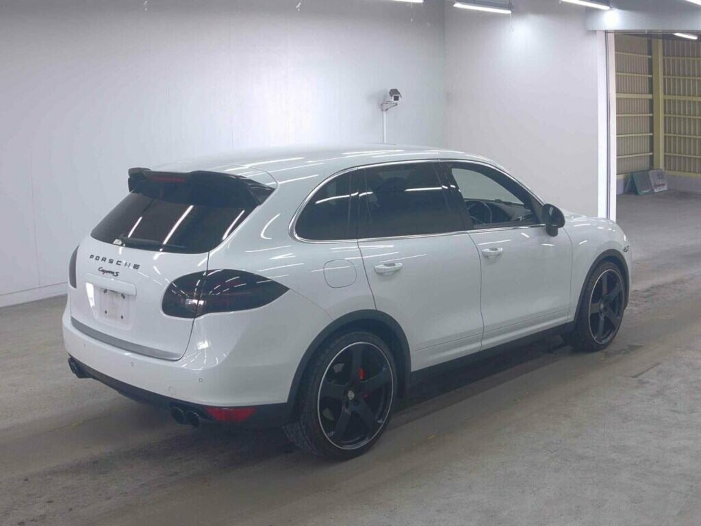 Porsche Cayenne S #4