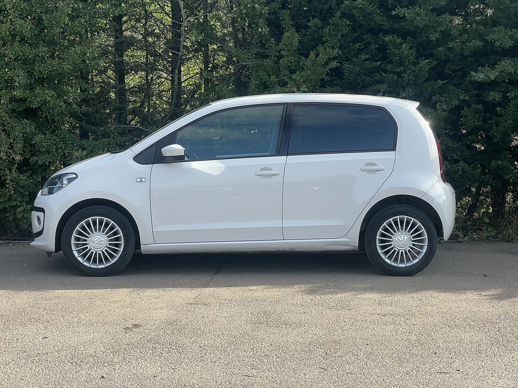Volkswagen Up Hatchback LA62ODN White #5