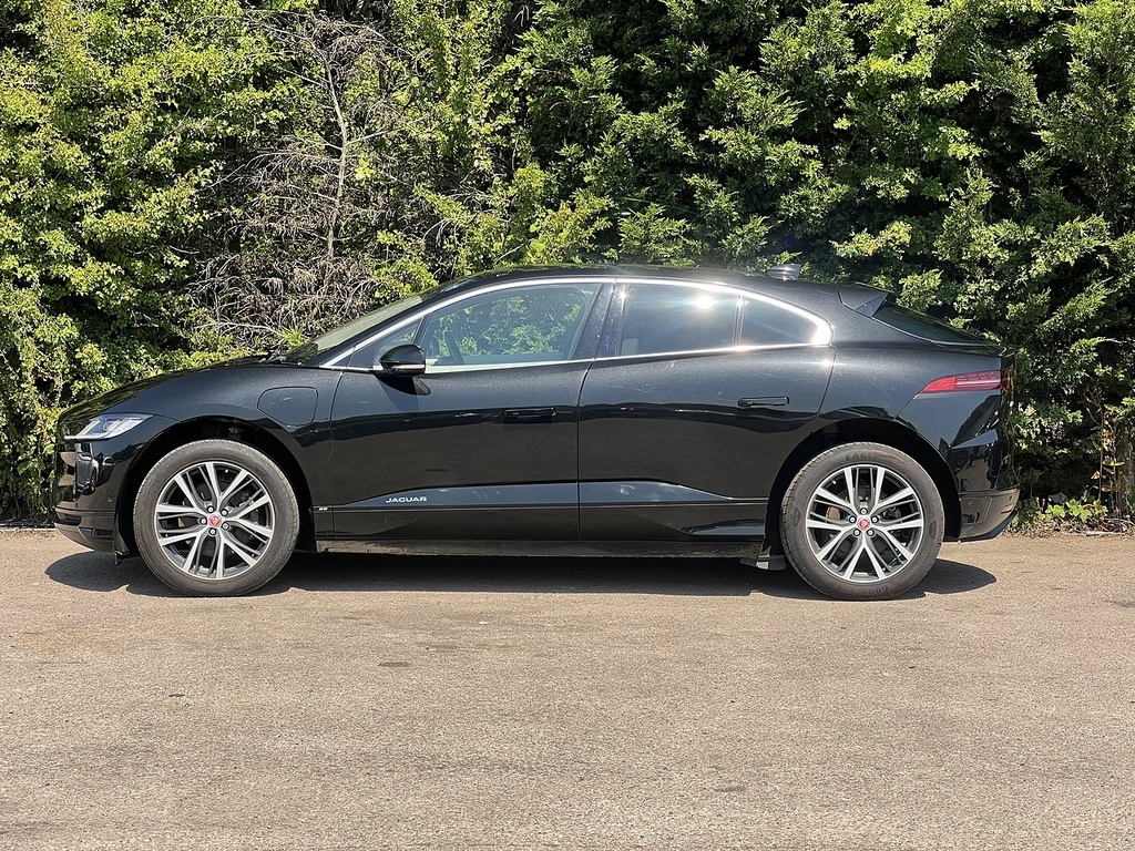 Jaguar I-Pace 400 Se Black #5