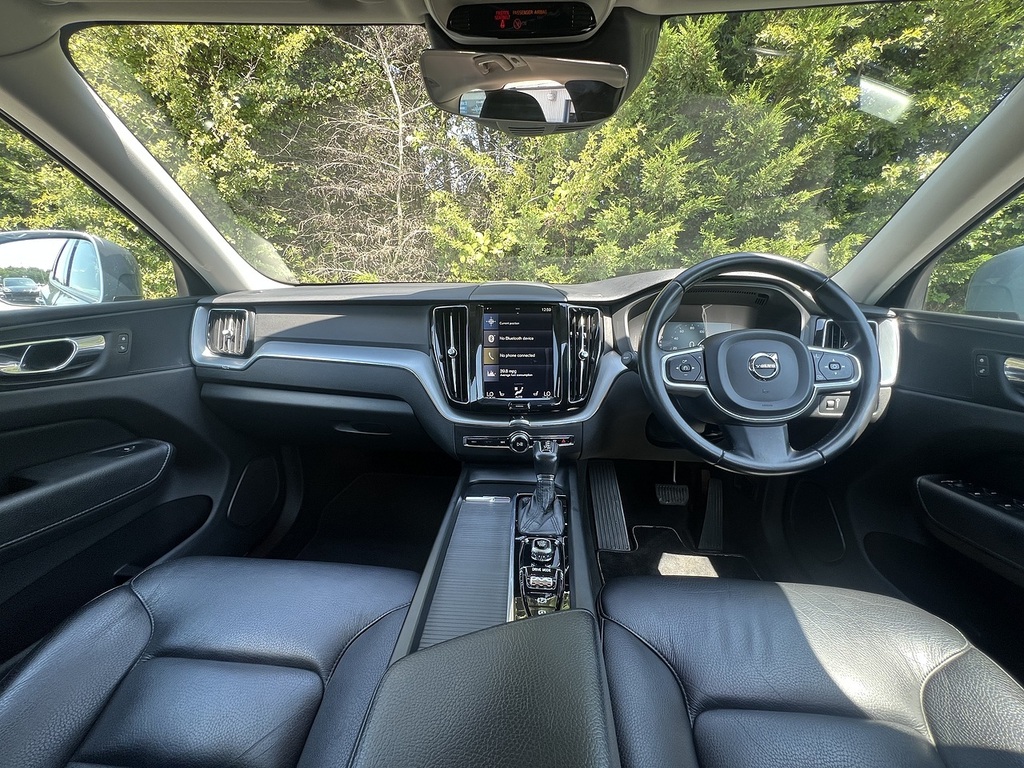 Volvo XC60 D4 Momentum Blue #2